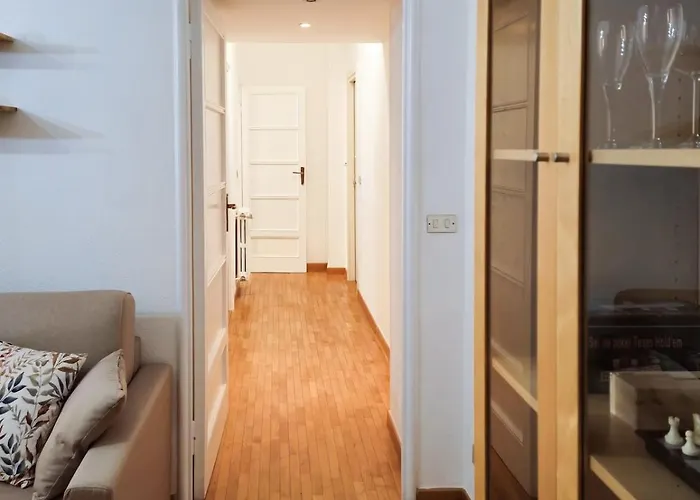 Comfortable Two-room In Mailand