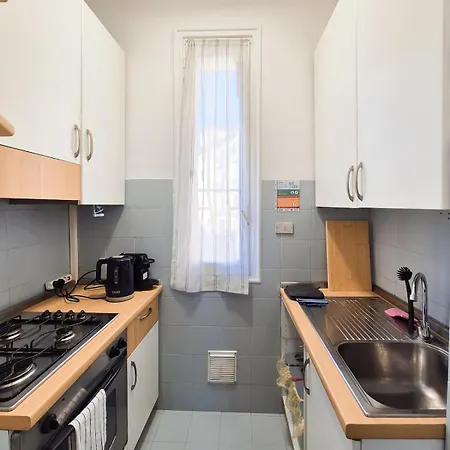 Comfortable Two-room In Daire *